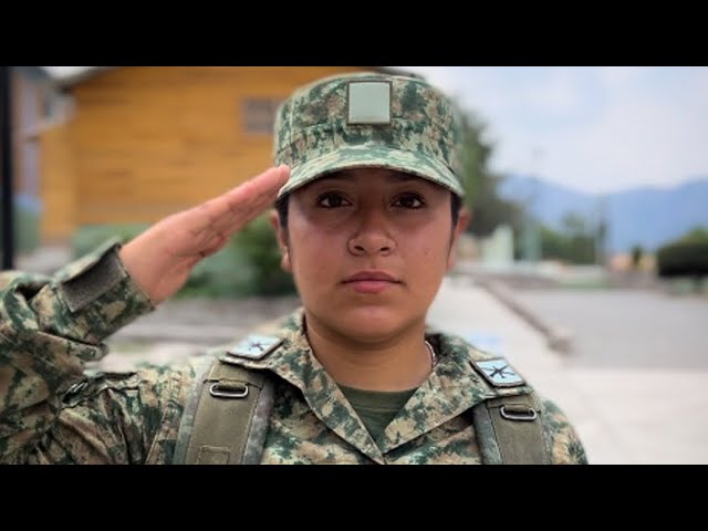 como saber si una persona es militar